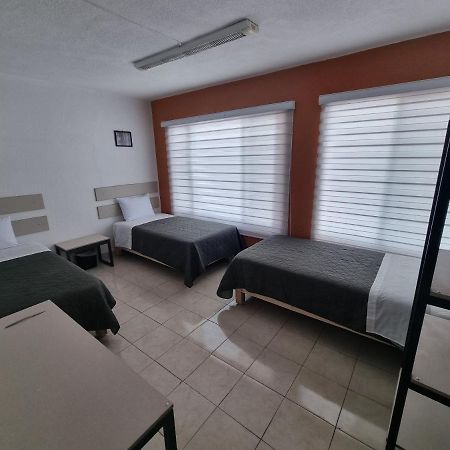 מלון קרטרו Residencia Ximatario מראה חיצוני תמונה