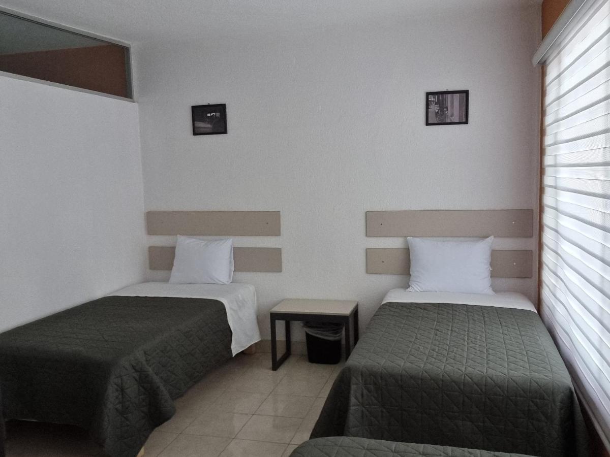מלון קרטרו Residencia Ximatario מראה חיצוני תמונה